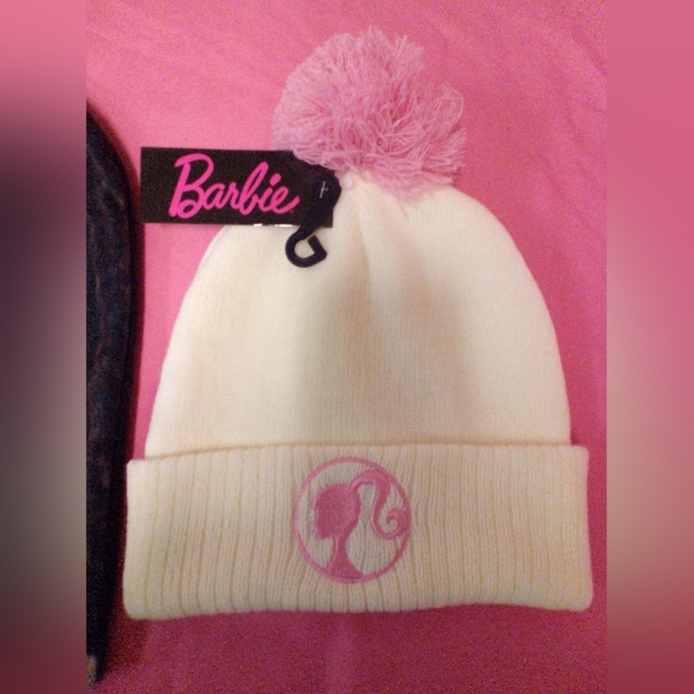 NEW-NWT  BARBIE HAT! Knit Beanie with Pink Pom Pom and Barbie Ponytail Profile.